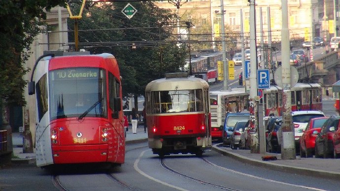 FOTO: Palackého náměstí v Praze. Tady to všechno začalo. – stránka 37