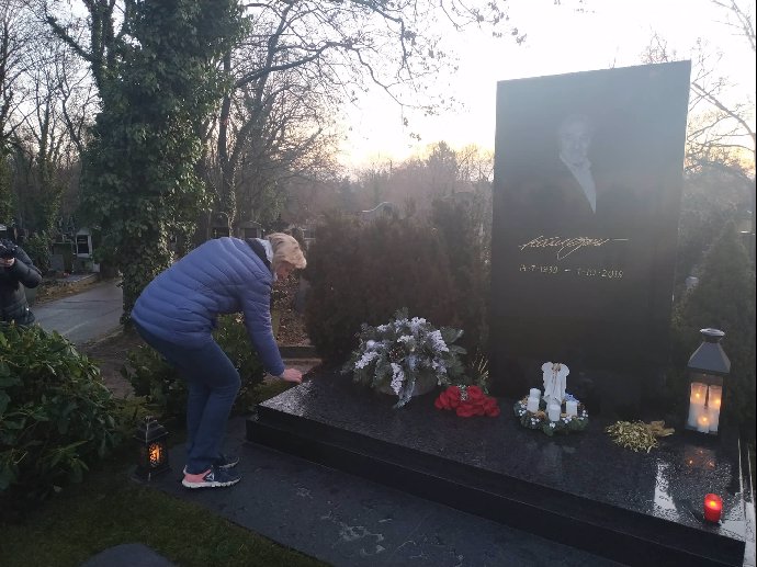 Foto k tématu Karel Gott – stránka 602
