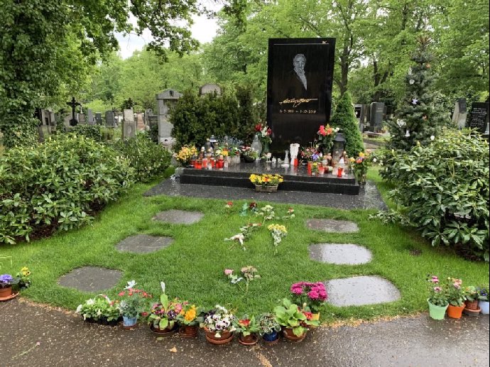 Foto k tématu Karel Gott – stránka 373