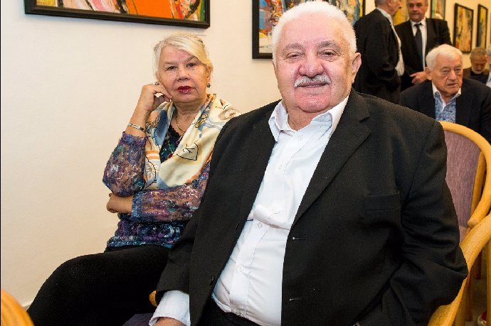 FOTO: Zemřel ve věku 73 let. – stránka 6