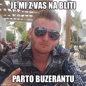 Lidé začali reagovat spíše tak, že výsměch sklidil právě Pokorný.