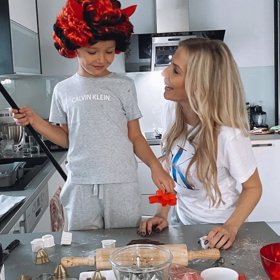 Míša Ochotská se synem.