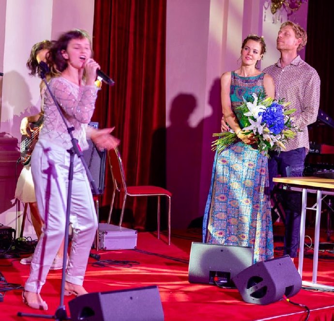 FOTO: Narozeninová oslava měla pestrý program. – stránka 359