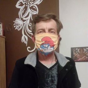 Frčí i infantilní roušky.