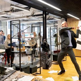 Prvok, Šampón, Tečka a Karel natočil Patrik Hartl podle vlastní knižní předlohy.