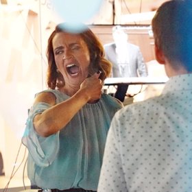 Řádila jako zběsilá.