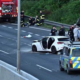 Jeden z nich nehodu nepřežil.