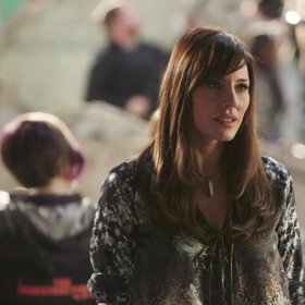 Hraje převážně v seriálech.