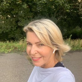 Maminka Moniky Marešové ví, že v šedesáti je pohyb důležitý.