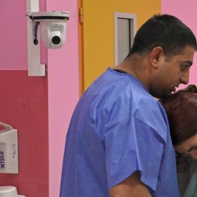 Porodní asistentka Buchtová přiznala, že komunikace s cizinci, obzvlášť při porodu, je složitá.