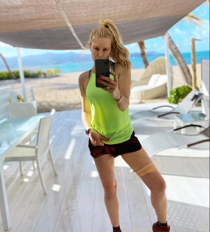 FOTO: Simona se o svou postavu a zdraví stará jak kvalitní stravou, tak pravidelným pohybem. – stránka 964