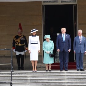 Státní návštěvu Británie podnikne Trump už podruhé. 