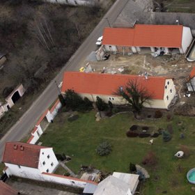 Na statek jezdil už s bývalou ženou.