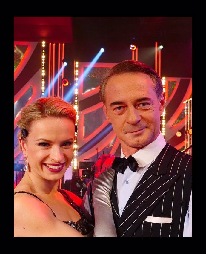 FOTO: Jiří Dvořák a jeho taneční partnerka Lenka Nora Návorková. – stránka 852