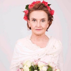 Eva na tomto snímku vypadá neuvěřitelně mladě.