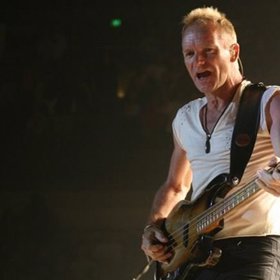 Sting je podruhé ženatý.