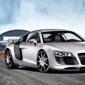 Audi je známá výrobou sportovních vozů.