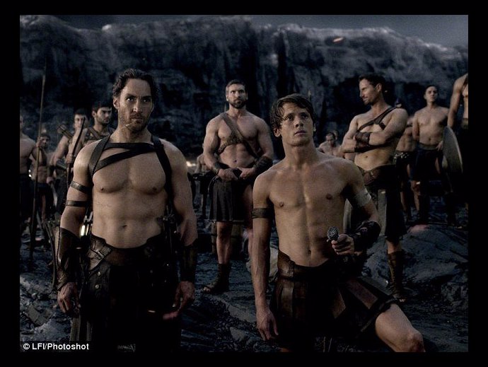 FOTO: Takže bojoval ve filmu 300: Bitva u Thermopyl.