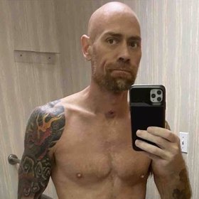 Boj s koronavirem ho proměnil v úplné jiného člověka.