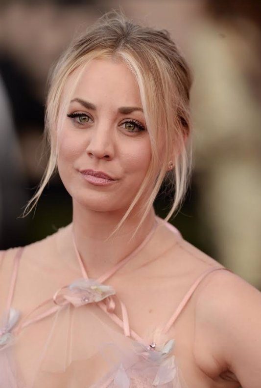 Herečka Kaley Cuoco porodila. 