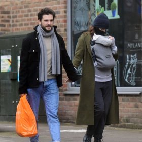 Oba herci jsou z nového přírůstku do rodiny nadšení.