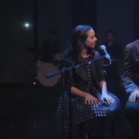 Karel Gott vypadá ve formě.