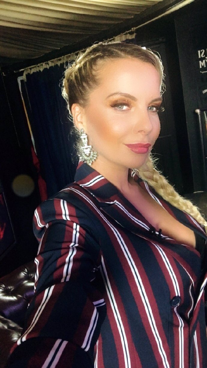 FOTO: Kateřina natočila další povedený díl. – stránka 278