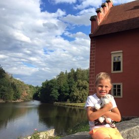 Tak malý a už zažívá takovou bolest.