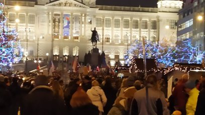 FOTO: Jsou tady Vánoce a lidé mají jiné starosti.