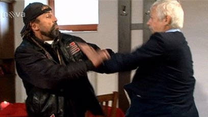 FOTO: Mirek s Lubošem se drsně porvali. Musela zasahovat ochranka.