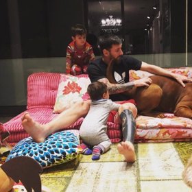 Messi v domě žije od roku 2010 a vychoval v něm všechny své děti.