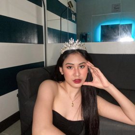 Tina byla oblíbená na sociálních sítích, na Instagramu ji sledovalo přes 132 tisíc lidí.