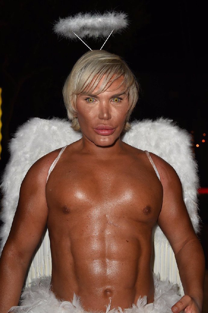 Foto k tématu Jessica Alves – stránka 157