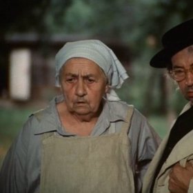 Vlastimila Vlková jako Cecilka.