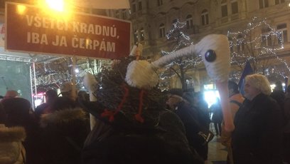 FOTO: Lidé vyšli do ulic.