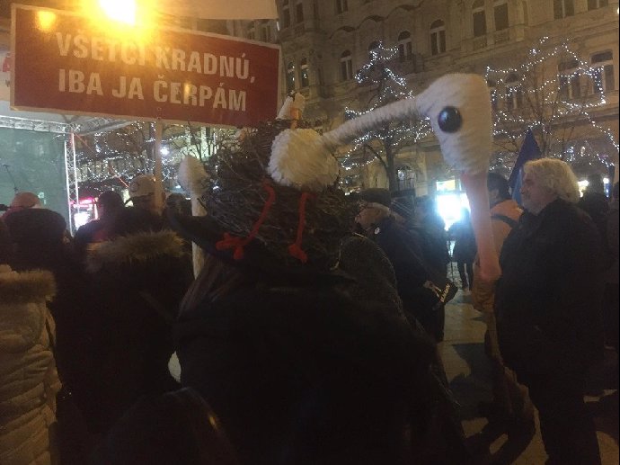FOTO: Lidé vyšli do ulic. – stránka 1722