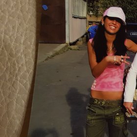 Rodinka se vyfotila se zpěvákem Lou Begou.