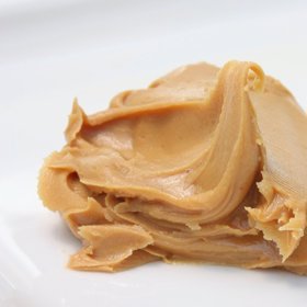 Pozor, nesníst ještě před tím, než ho dáte do těsta! Burákové máslo je mňam!