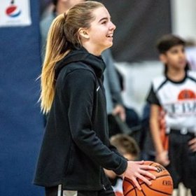 Alyssa je dcerou Altobelliových. Bohužel také zemřela.