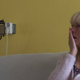 Podle jejích slov ji neustále testuje