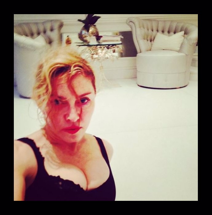 Foto k tématu Madonna – stránka 267