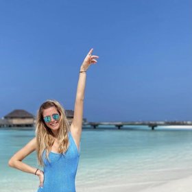 Veronika Kopřivová na Maledivách oslavila svátek.