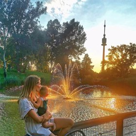 Jasmina prožívá krásné mateřství.