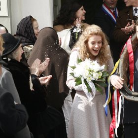 Andrea Růžičková a Roman Vojtek v seriálu Vyprávěj.