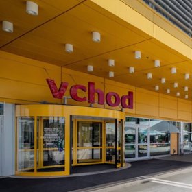 Všichni zaměstnanci IKEA takto postupují.