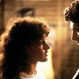 Alex (Jennifer Beals) a Nick (Michael Nouri).