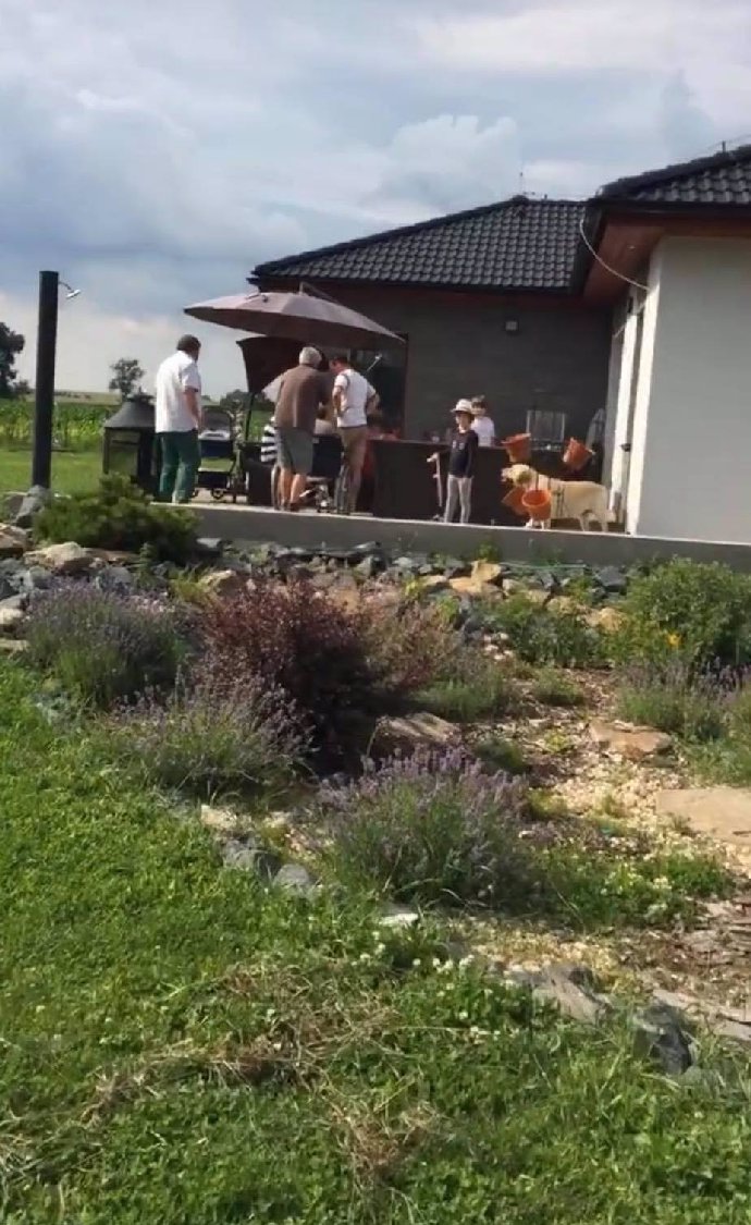 Foto k tématu Ornella Koktová – stránka 834