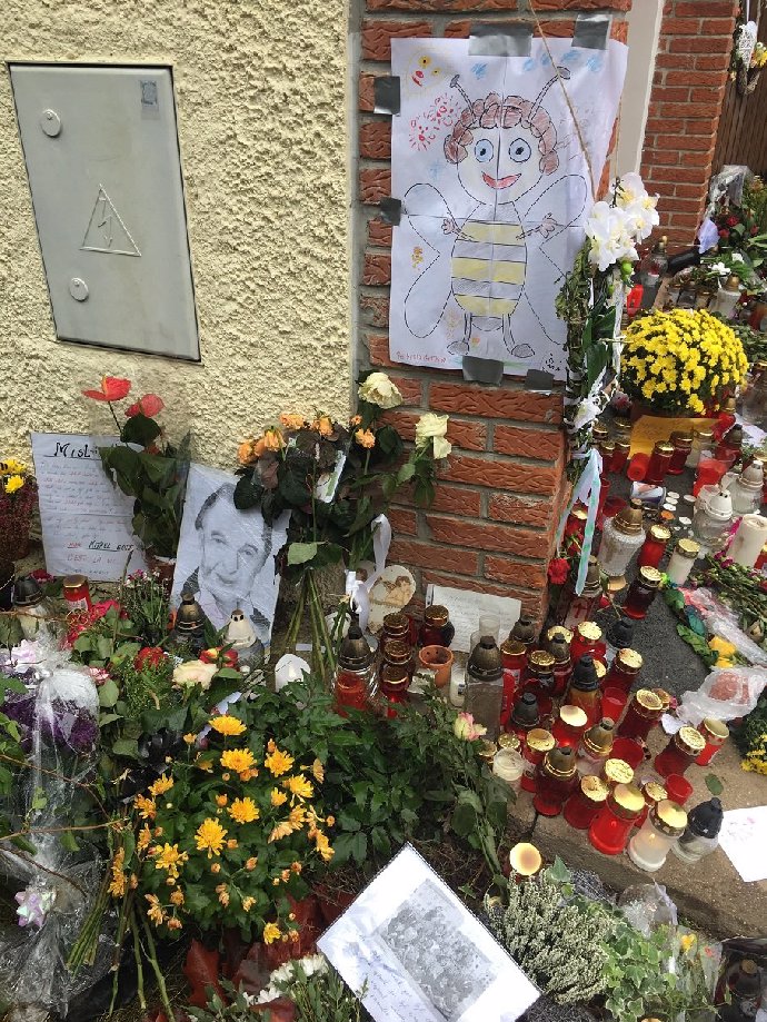 Foto k tématu Karel Gott – stránka 785
