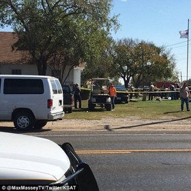 Mezi obětmi je i dvouleté dítě.