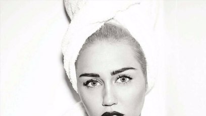 FOTO: Miley se toho nebojí! Svojí nahotu běžně ukazuje všem na potkání....